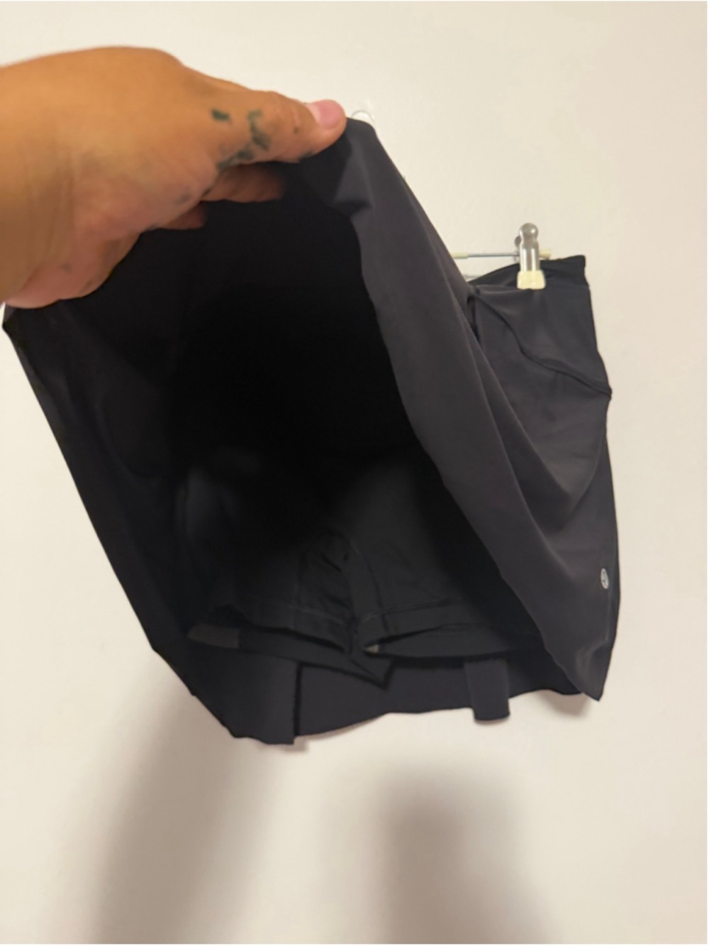 Lululemon Size 6 Black Pleated Tennis Golf Running Athletic Skirt Skort - Picture 4 of 6